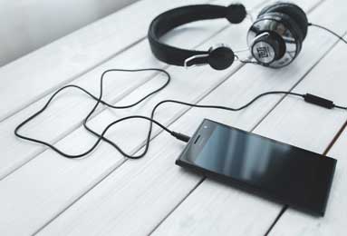 九游-兰德尔21+8迎里程碑森萨鲍41分 森林狼狂胜爵士